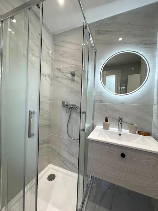 Climatise Avec Parking, Au Coeur De Pietranera, A 500m, Bastia A 2km Appartement *